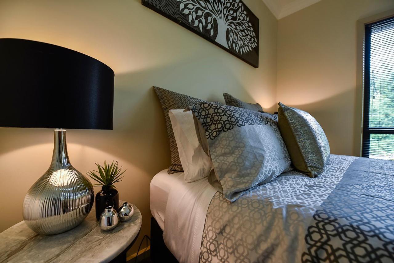 Accommodation On Lansell 1 Being Unit 1 Of 6 Lansell Street Mount Gambier Exteriör bild